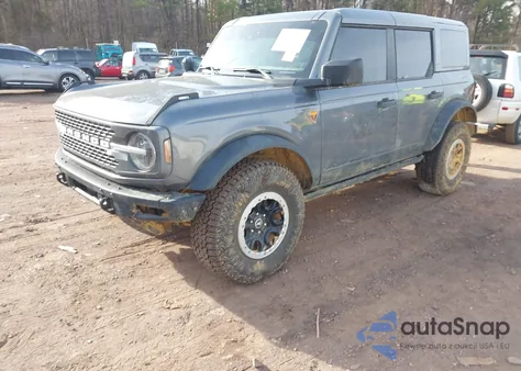 2025 Ford Bronco Badlands z USA, uszkodzony, nr VIN 1FMEE9BP5SLA97621